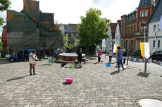 Bluemteppich auf dem Naumburegr Marktplatz (Foto: Karl-Franz Thiede)